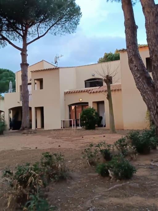 Studio Renove Dans Residence De Vacances Avec Grande Piscine Chauffee, Parking Et Terrasse アグド エクステリア 写真
